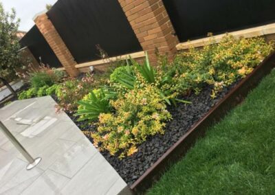 reforma realizada por Abierto al Jardín de un jardín en pozuelo