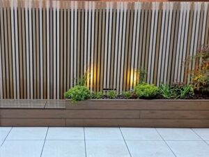 reforma de un patio realizado por la empresa de Abierto al Jardín en San Sebastián de los Reyes