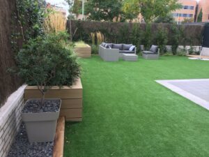 reforma de un jardín realizado por la empresa de Abierto al Jardín en Pozuelo de Alcorcón