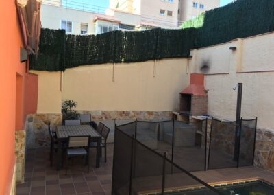 reforma de un patio realizado por la empresa de paisajismo Abierto al Jardín en Puerta de Hierro